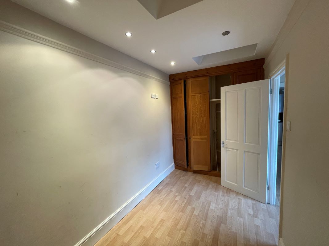 39 & 39A Cambridge Street, Wolverton, Buckinghamshire, MK12 5AE