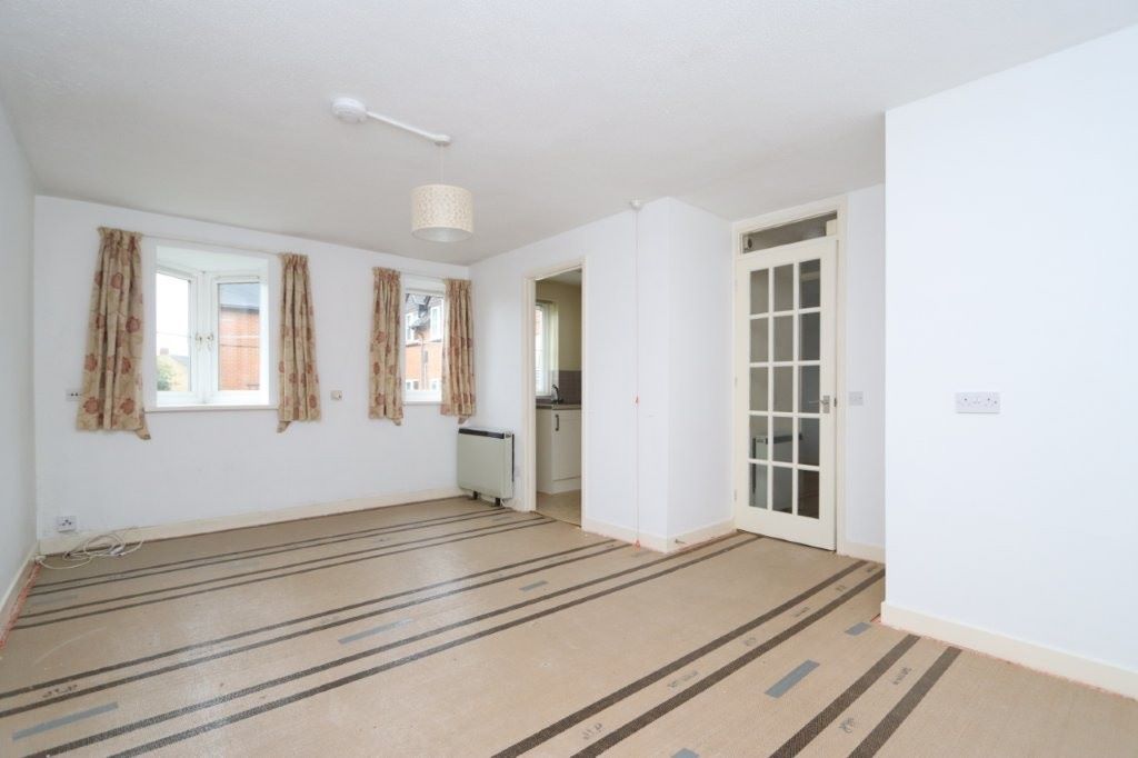 3 Aspley Court, Woburn Road, Woburn Sands, Buckinghamshire, MK17 8PA