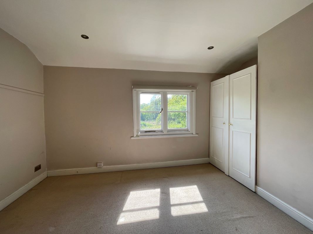 57 Bridens Camp, Water End, Hemel Hempstead, Hertfordshire, HP2 6EY
