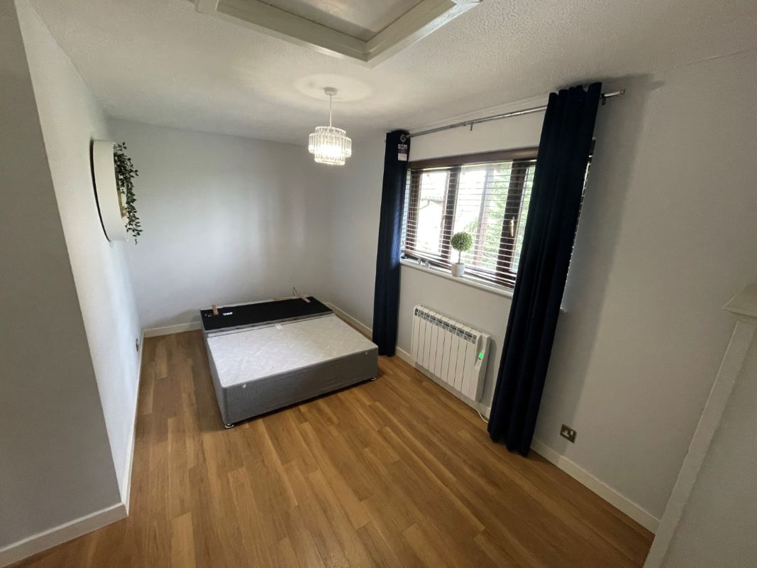 37 Troutbeck, Peartree Bridge, Milton Keynes, Buckinghamshire, MK6 3ED