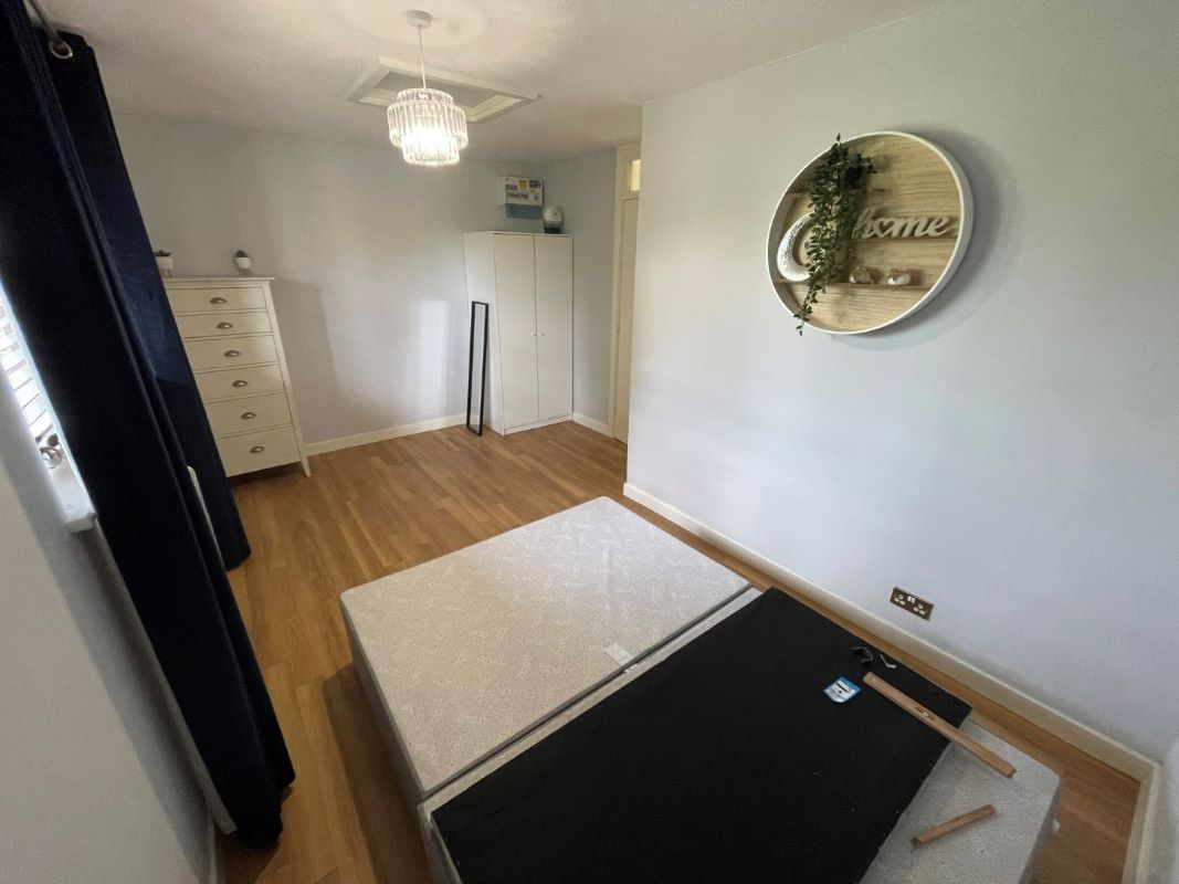 37 Troutbeck, Peartree Bridge, Milton Keynes, Buckinghamshire, MK6 3ED