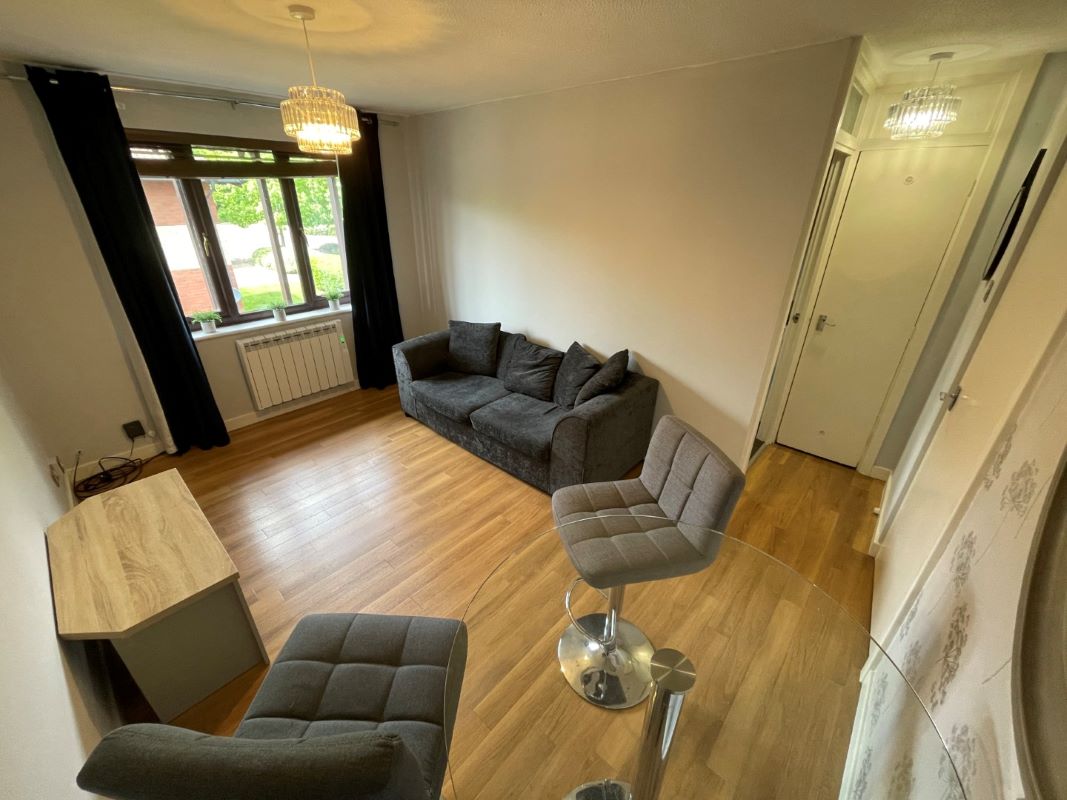 37 Troutbeck, Peartree Bridge, Milton Keynes, Buckinghamshire, MK6 3ED