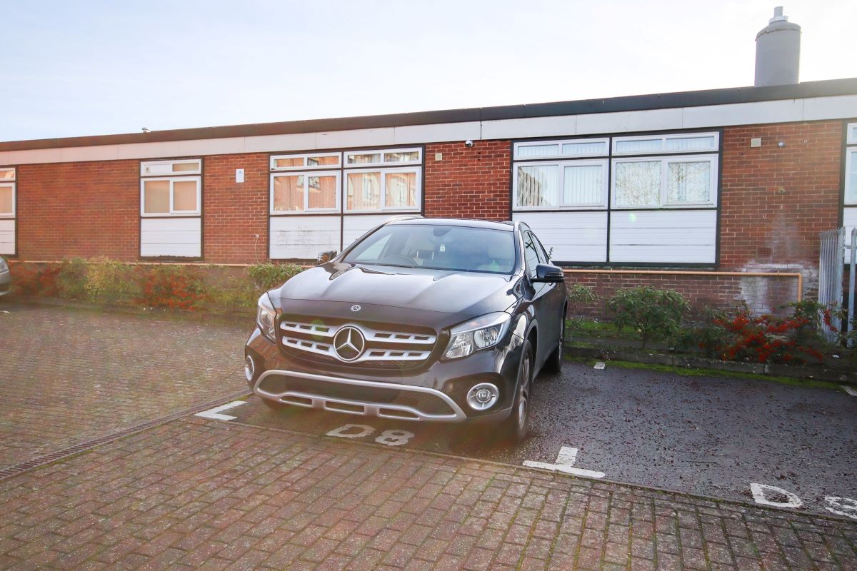 Flat 8 Denbeigh House, Rectory Road, Rushden, Northamptonshire, NN10 0AT