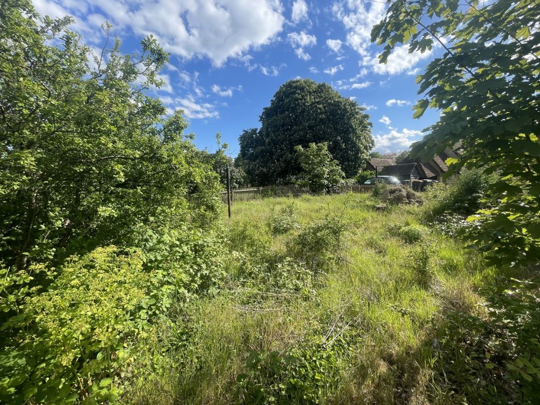 Land adjoining 215 West End, Elstow, Bedfordshire, MK42 9XS