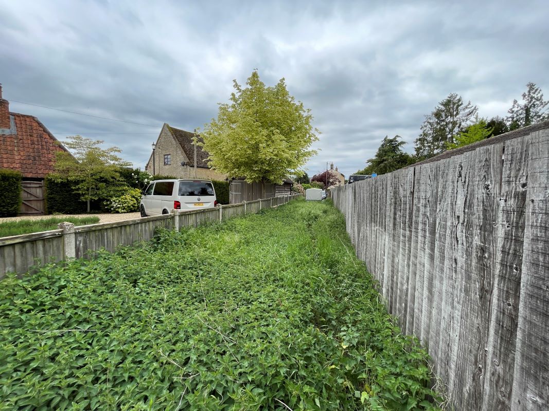 Land East of Dove Lane, Harrold, Bedfordshire, MK43 7DF