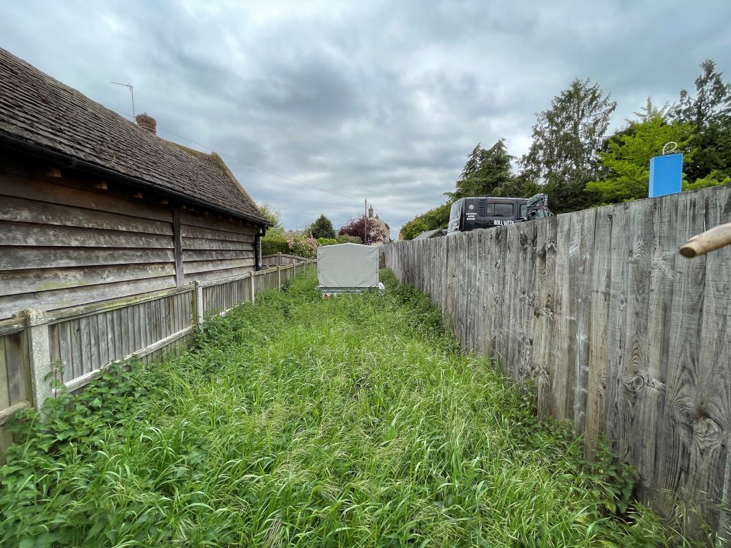 Land East of Dove Lane, Harrold, Bedfordshire, MK43 7DF