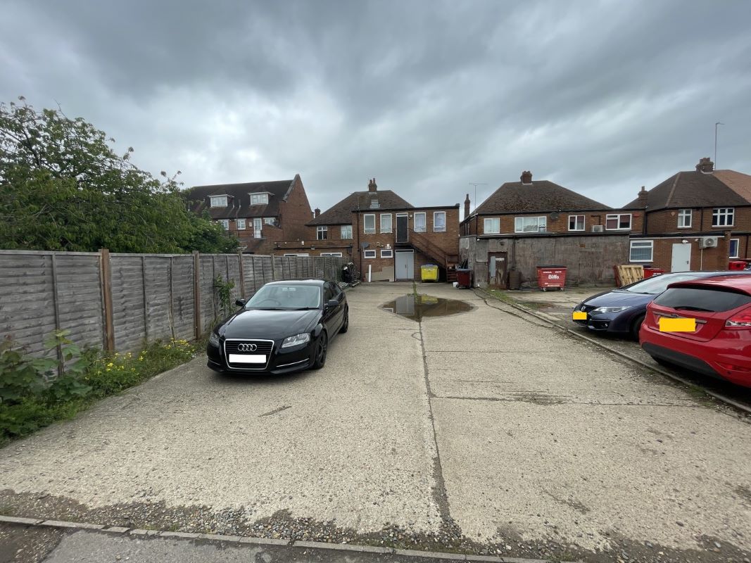 200 Queensway, Bletchley, Buckinghamshire, MK2 2ST