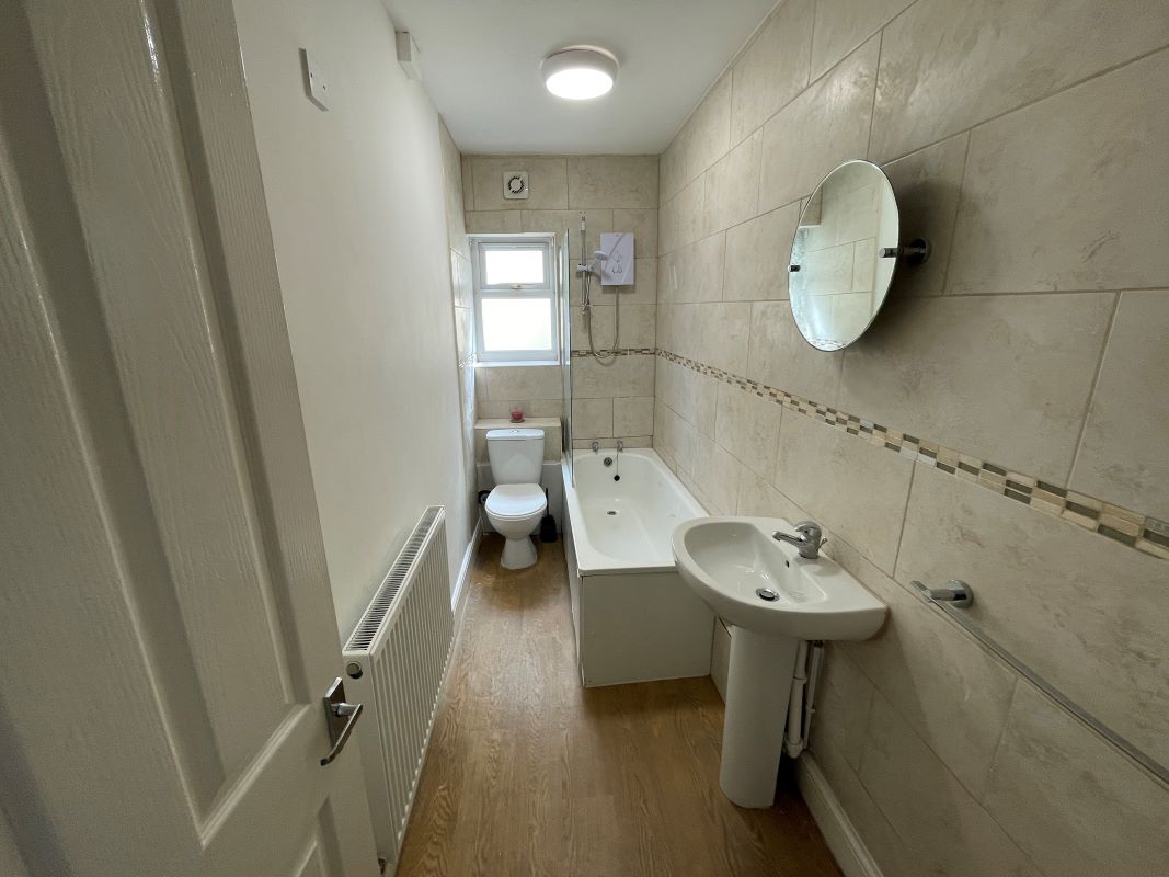 78B Moor Road, Rushden, Northamptonshire, NN10 9TP