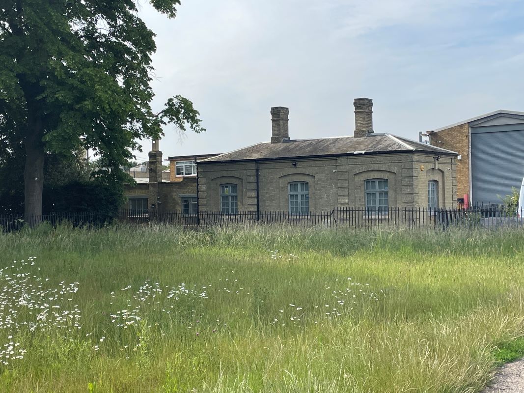 Cain Hill Lodge, Wrest Park, Silsoe, Central Bedfordshire, MK45 4HS