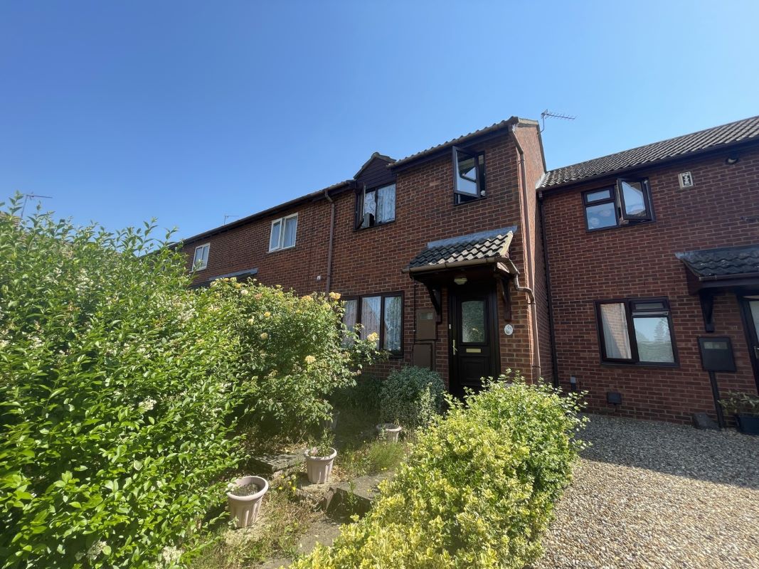 95 Senwick Dr, Wellingborough NN8 1RX