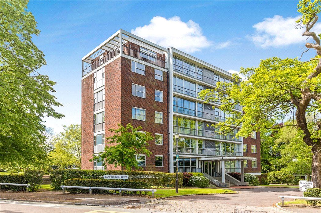 Gainsborough Court, College Rd, London SE21 7LT