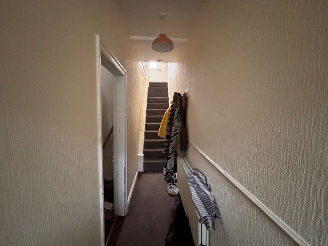 Image 4 of 4