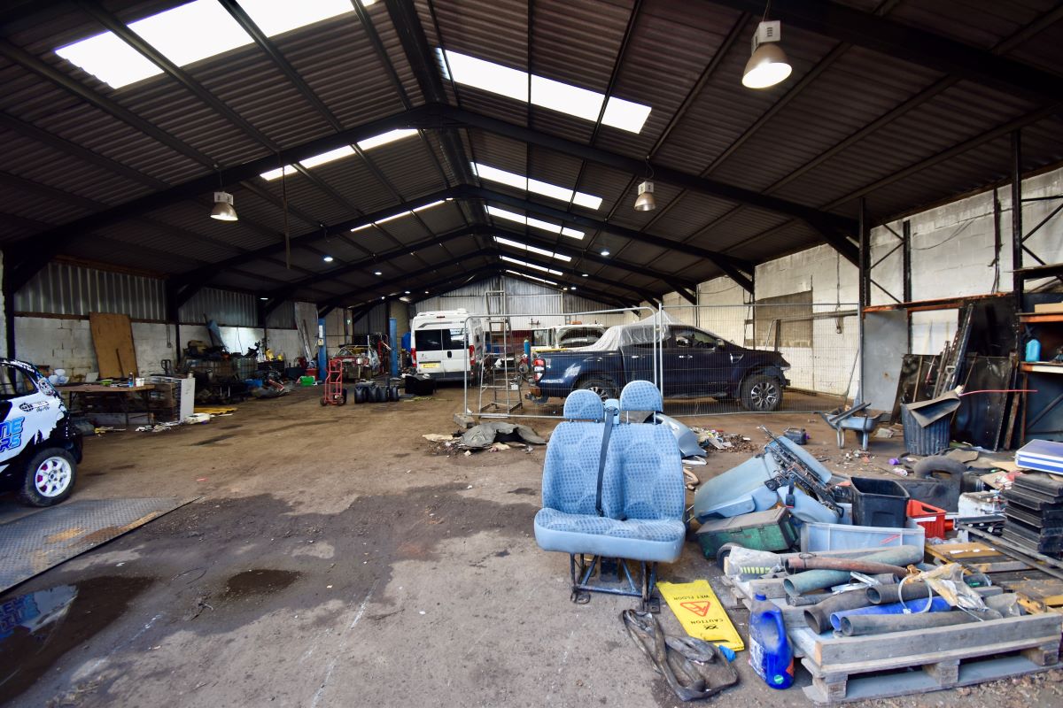 Image 15 of 28