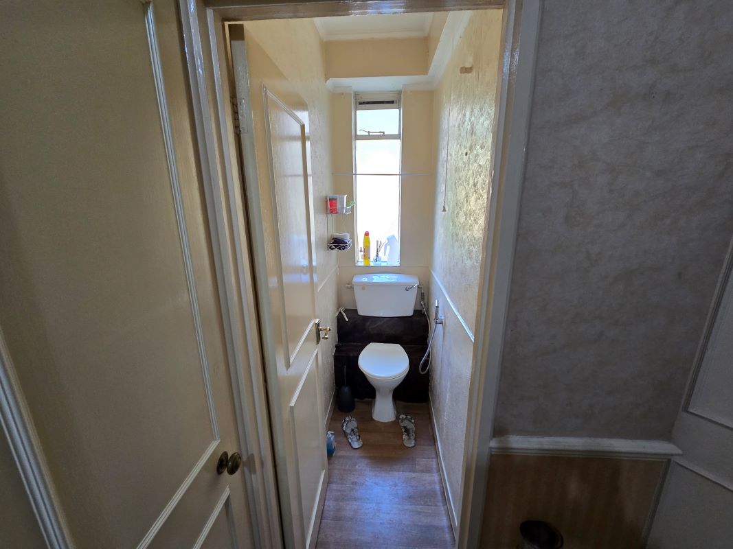 Image 11 of 12