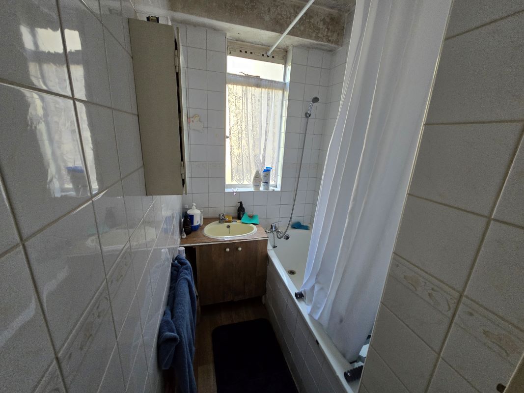 Image 10 of 12