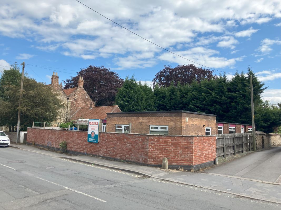 Image 1 of 20