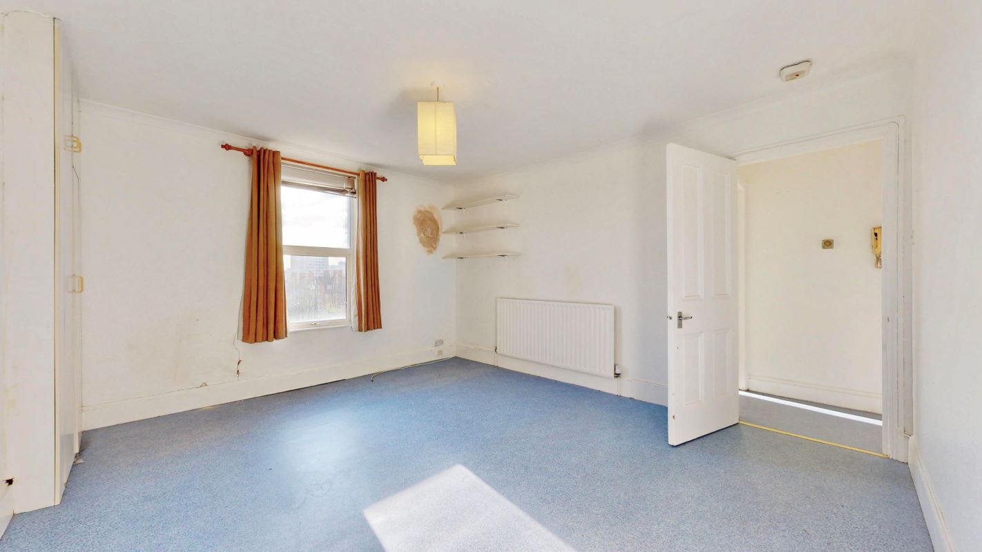 17d Nassington Road, Hampstead, London, NW3 2TX