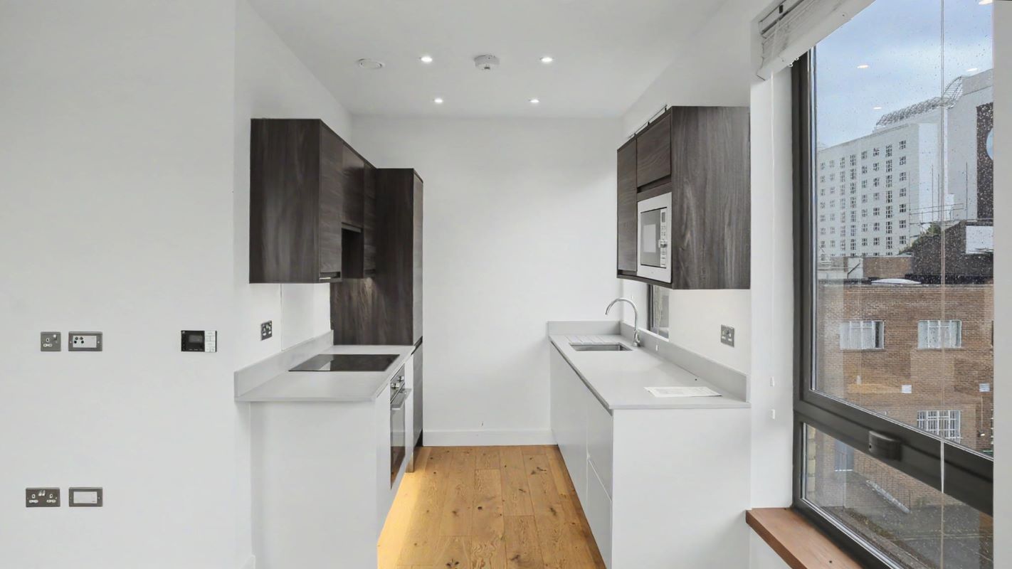 Flat 31 Circa, The Ring, Bracknell, Berkshire, RG12 1GQ