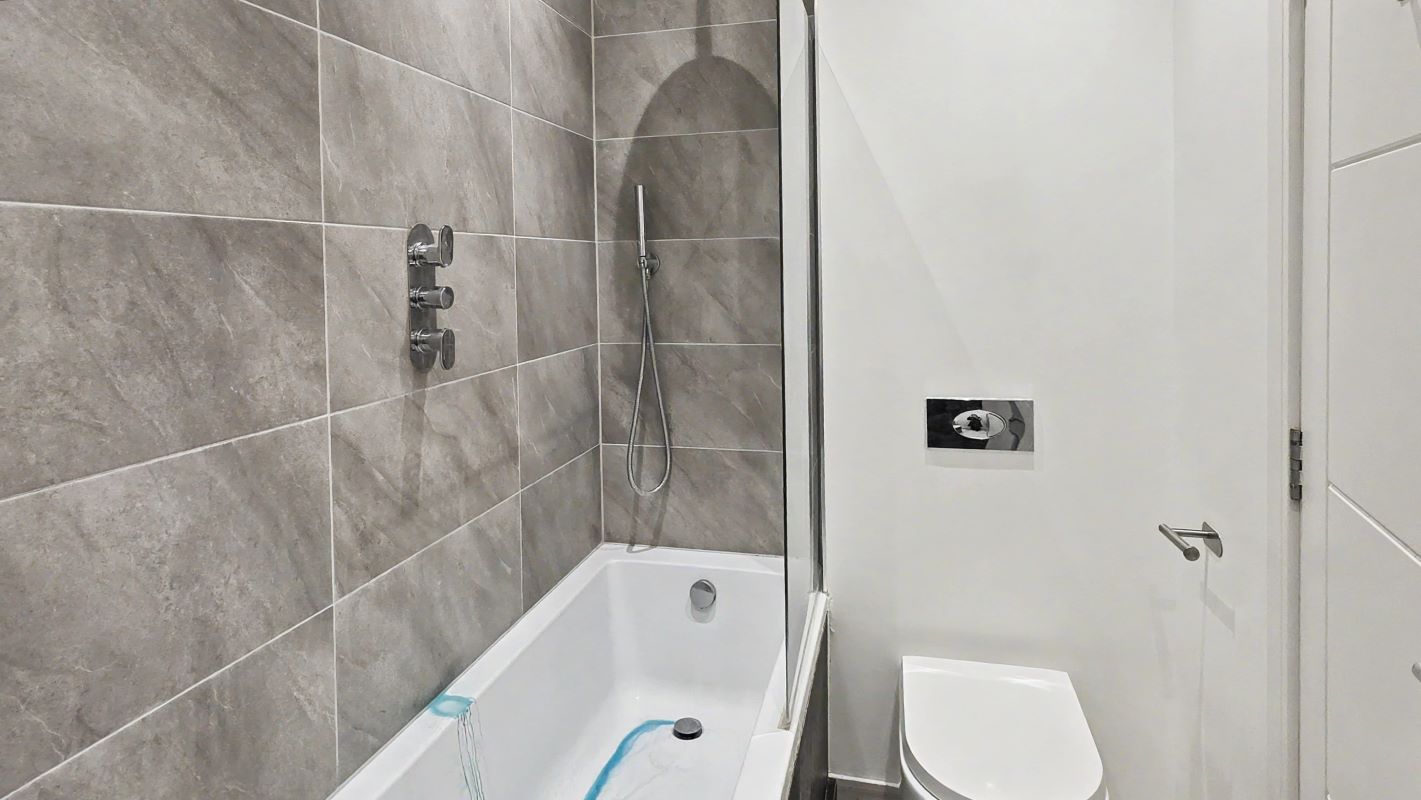 Flat 31 Circa, The Ring, Bracknell, Berkshire, RG12 1GQ