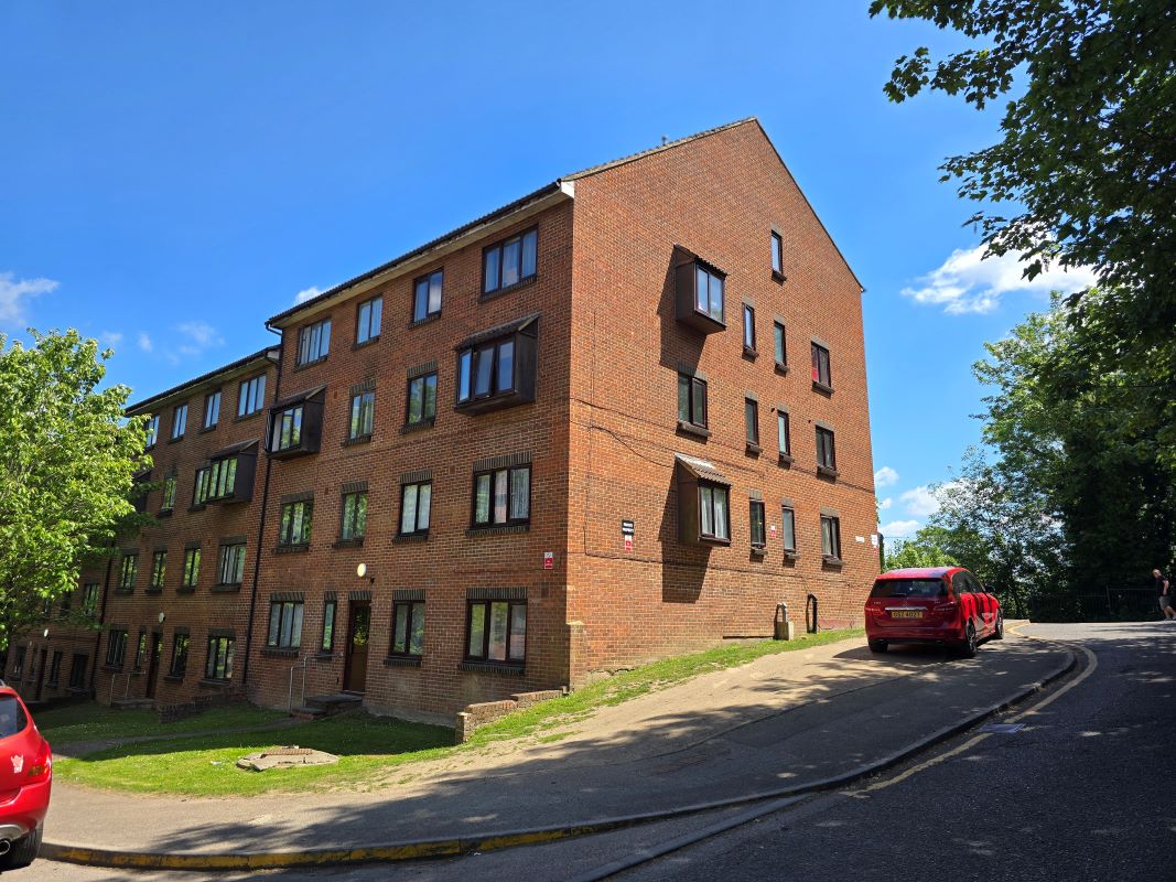 Flat 8 Ruth House, Lesley Place, Buckland Hill, Maidstone, Kent, ME16 0UB