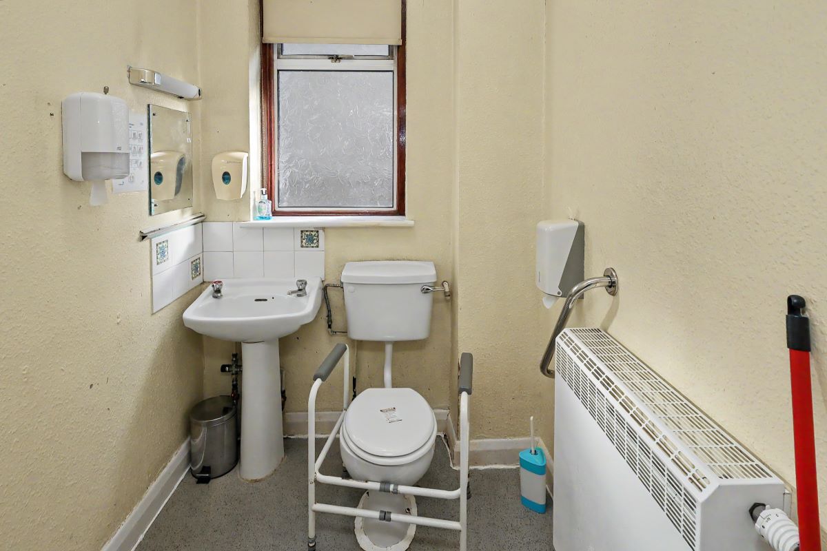 Image 15 of 16