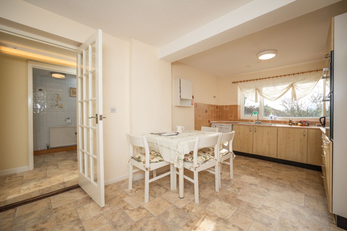 40 Eastwood Road, Woodley, Reading, Berkshire, RG5 3PY