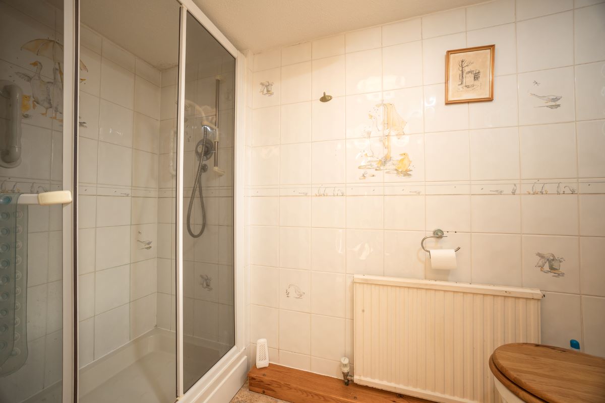 40 Eastwood Road, Woodley, Reading, Berkshire, RG5 3PY