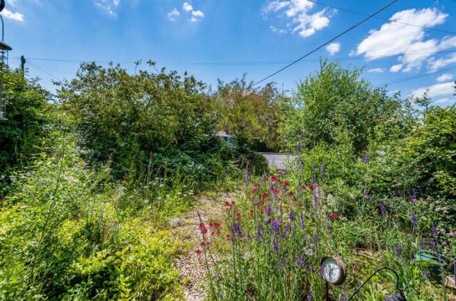 4 Radnor Court, Longcot, Faringdon, Oxfordshire, SN7 7TB