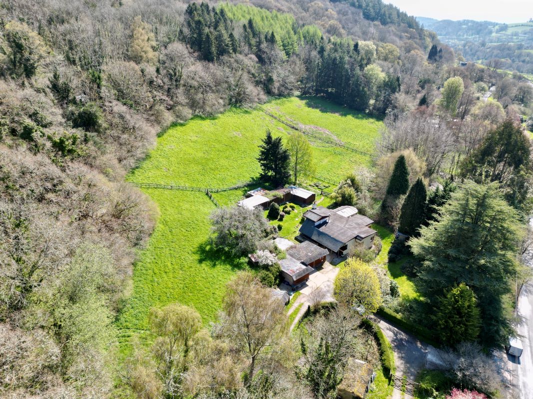 Wray Farm, Moretonhampstead Road, Lustleigh, Newton Abbot, Devon, TQ13 9SN