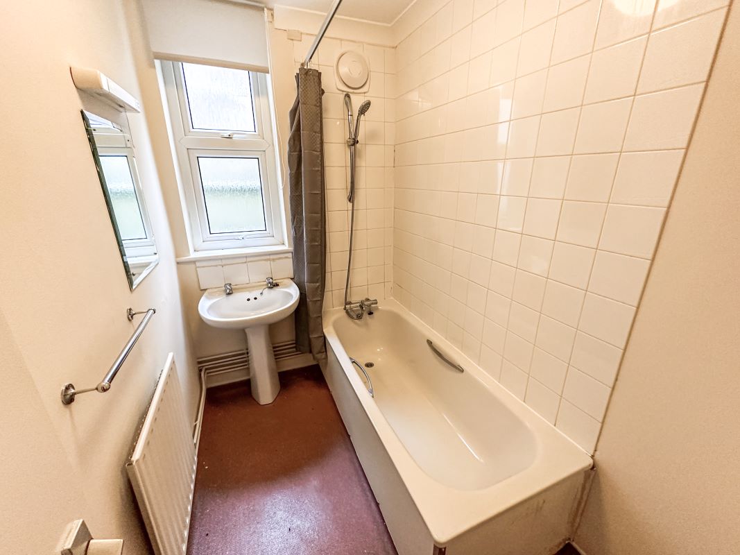 22 & 22a Wilton Avenue, Southampton, Hampshire, SO15 2HJ