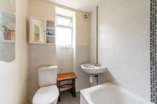 6 Boundary Close, Kingston upon Thames, Surrey, KT1 3PE