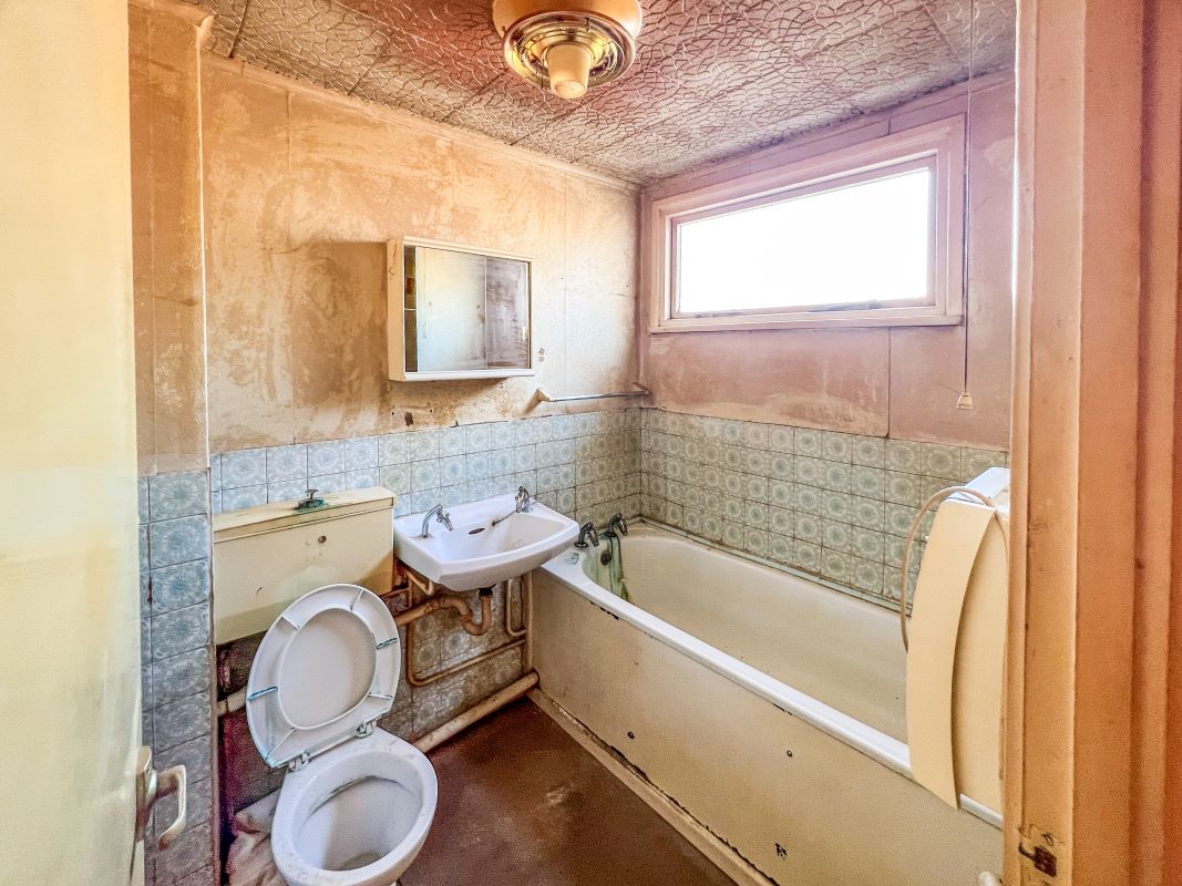 12 The Covert, Comberton, Cambridge, Cambridgeshire, CB23 7DW