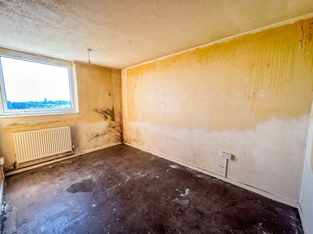 25 Victor Court, Hornchurch, Essex, RM12 4XF