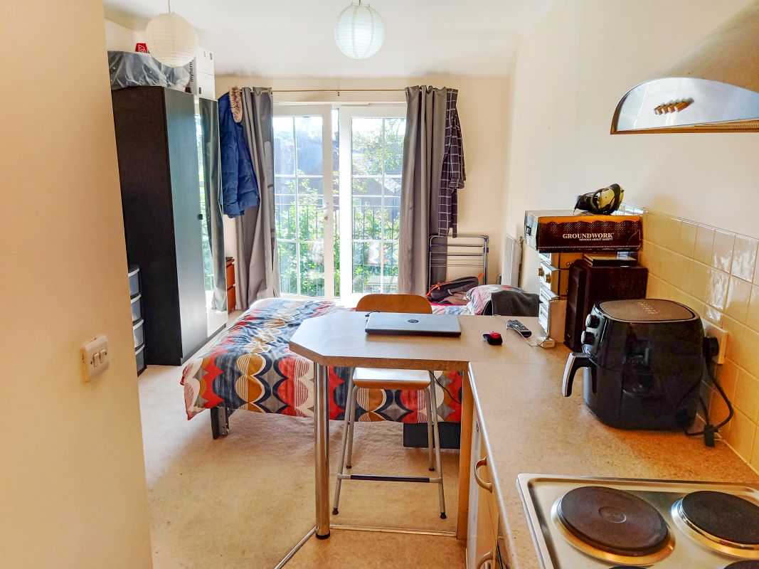 41 a & 41b Wensleydale, Luton, Bedfordshire, LU2 7PN