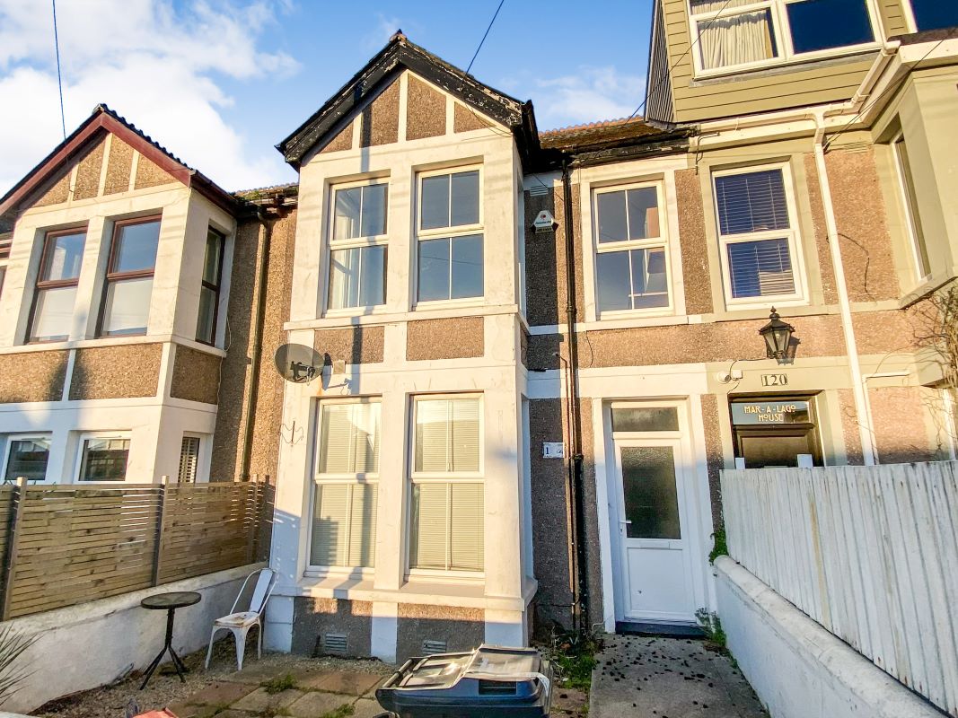 Flat 3, 122 Mount Wise, Newquay, Cornwall, TR7 1QP