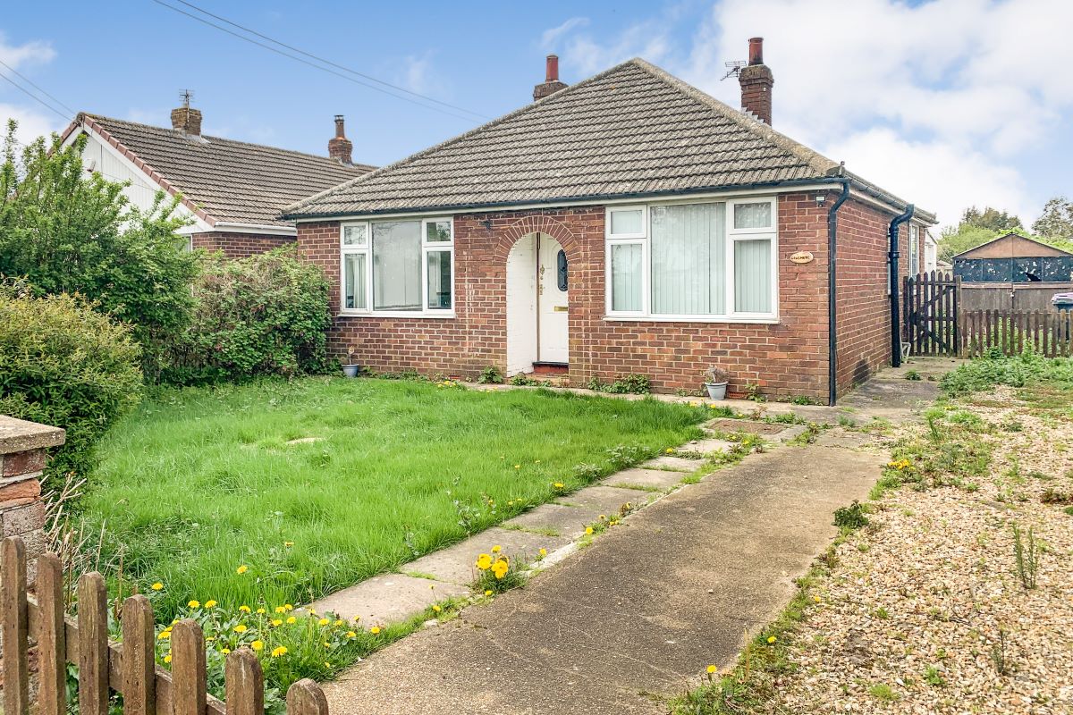 Grassmere, Sutton Road, Trusthorpe, Mablethorpe, Lincolnshire, LN12 2PL