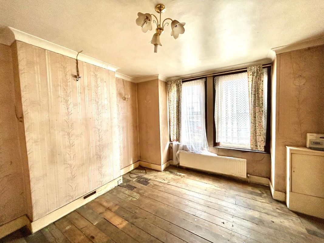 3 Winchester Street, Acton, London, W3 8PA