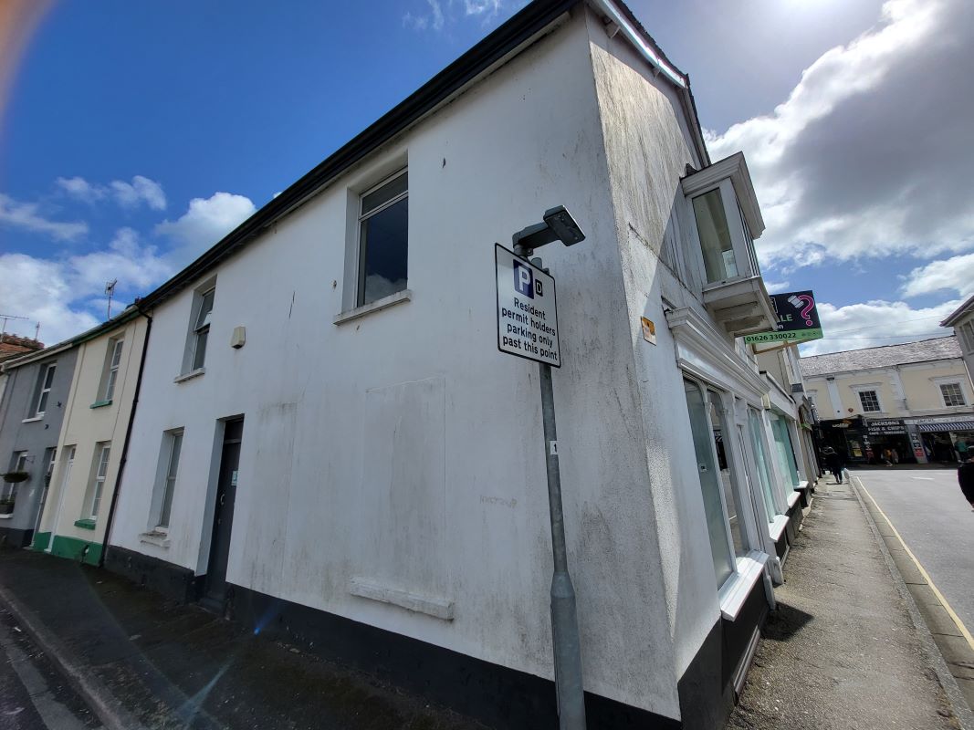 2-4 Gladstone Place Albany Street, Newton Abbot, Devon, TQ12 2AN