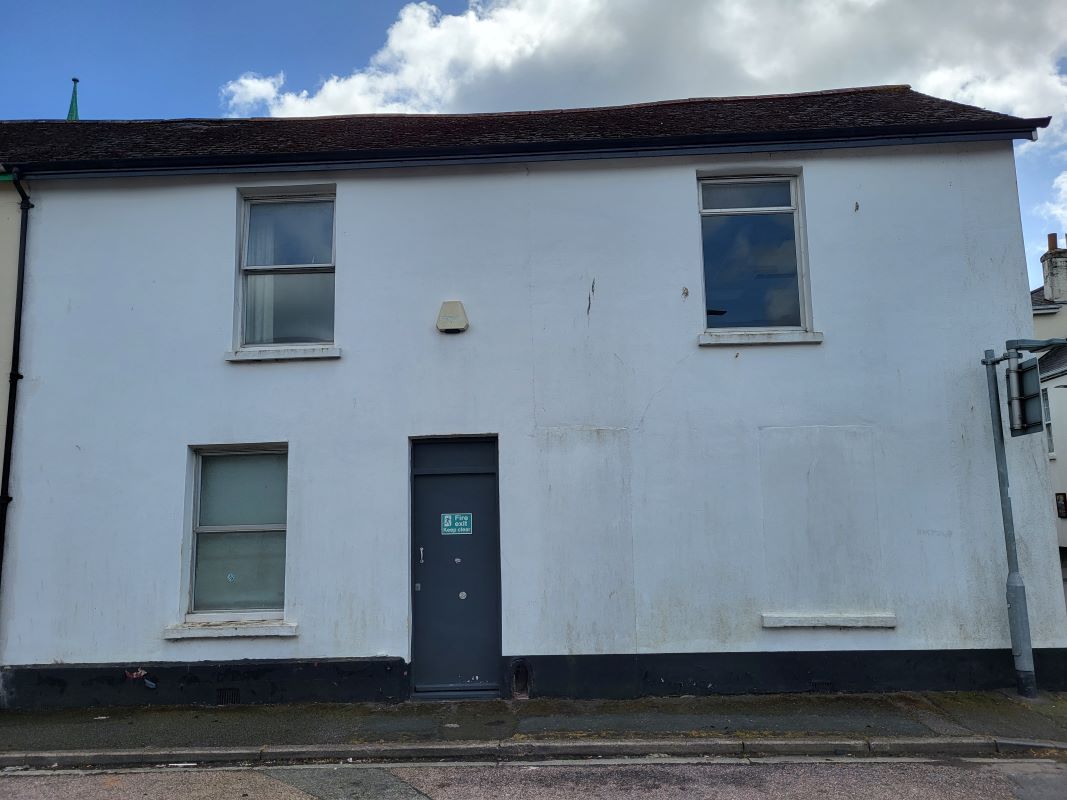 2-4 Gladstone Place Albany Street, Newton Abbot, Devon, TQ12 2AN