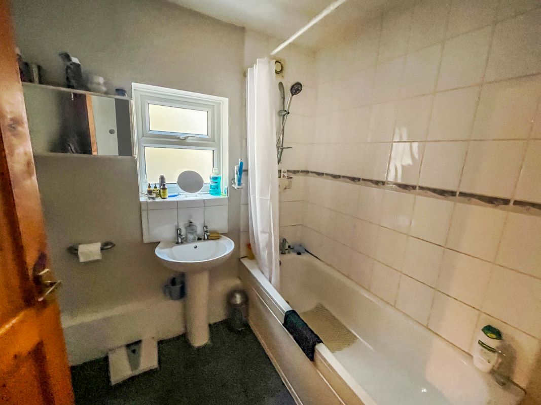 48A Gwendoline Avenue, London, Newham, E13 0RD