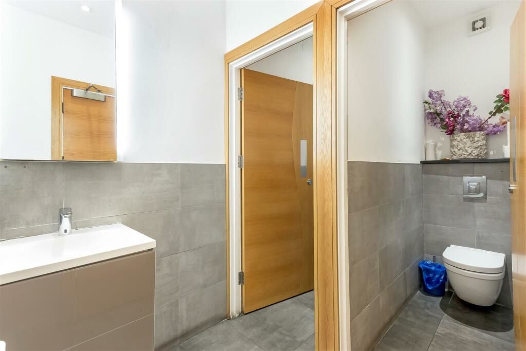 71 & 73 Myddleton Road, Bounds Green, London, N22 8LZ