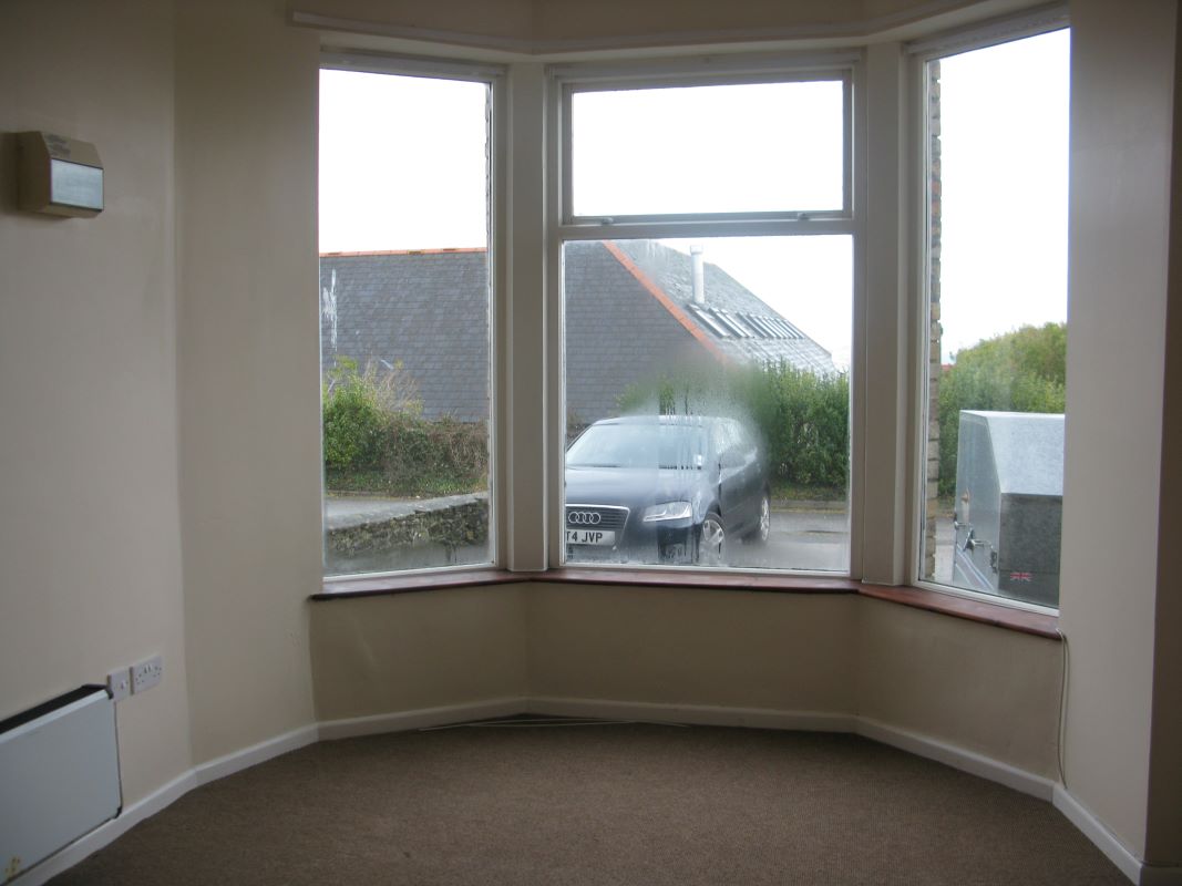 Flat 1, 12 Bay View Terrace, Newquay, Cornwall, TR7 2LR