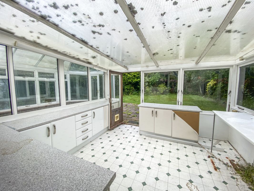 14 Hinton Wood Avenue, Christchurch, Dorset, BH23 5AH