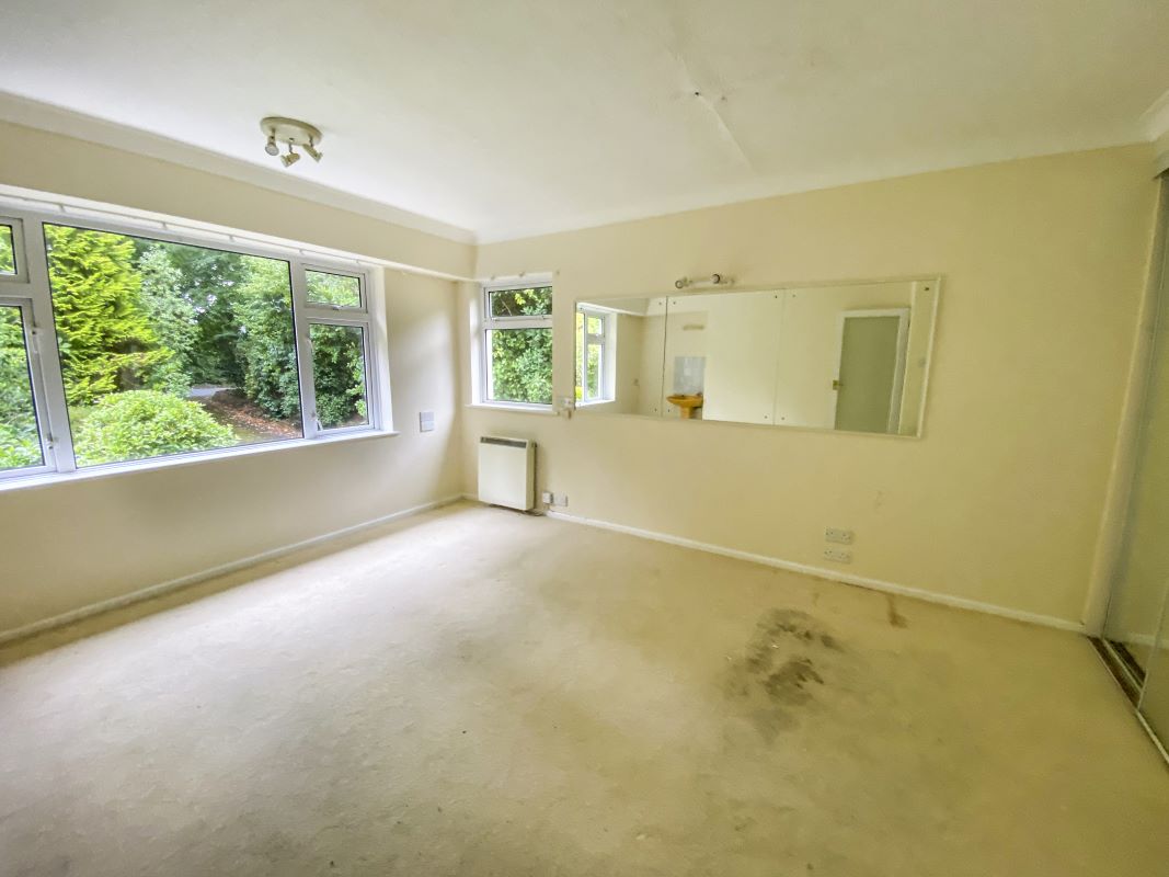 14 Hinton Wood Avenue, Christchurch, Dorset, BH23 5AH