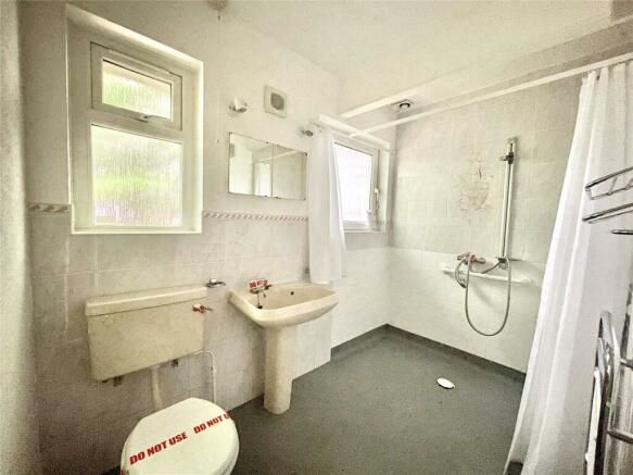 14 Hinton Wood Avenue, Christchurch, Dorset, BH23 5AH