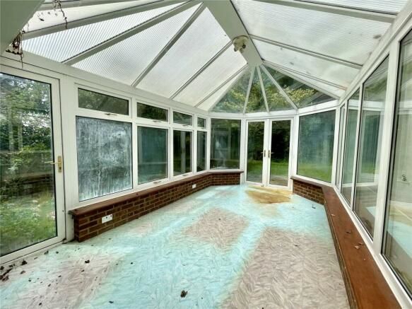 14 Hinton Wood Avenue, Christchurch, Dorset, BH23 5AH