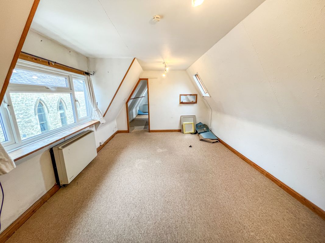 Flat 7, 21 The Causeway, Chippenham, Wiltshire, SN15 3DB