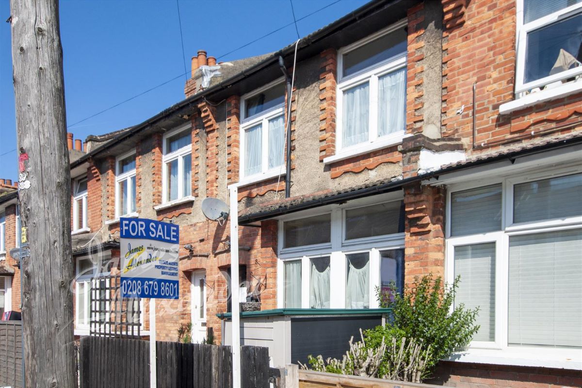 Ground Floor Flat, 22 Westcote Road, London, Wandsworth, SW16 6BW