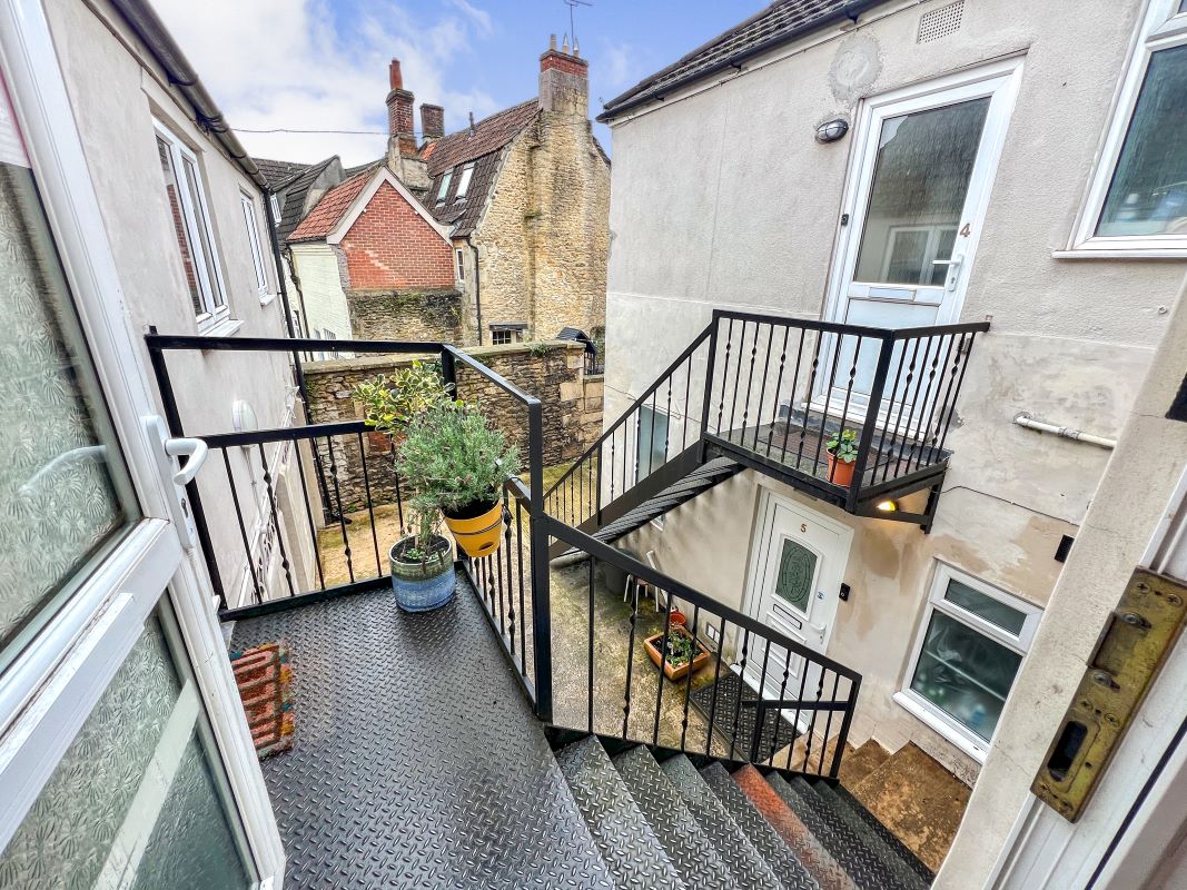 Flat 7, 21 The Causeway, Chippenham, Wiltshire, SN15 3DB