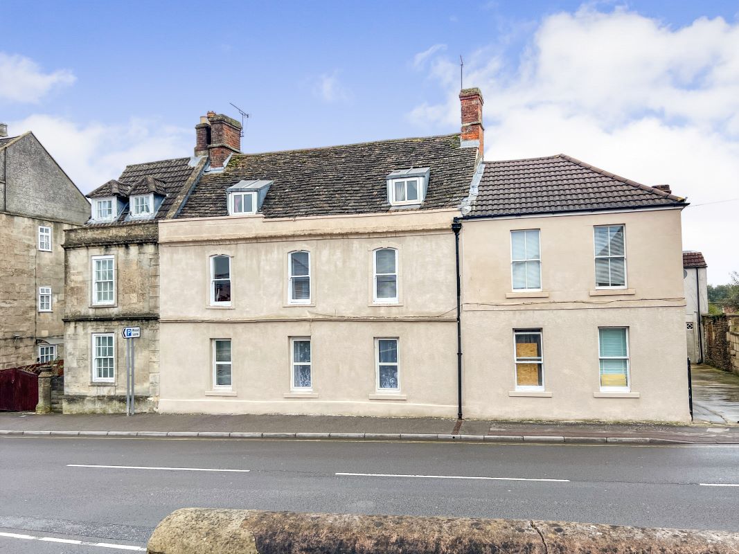 Flat 7, 21 The Causeway, Chippenham, Wiltshire, SN15 3DB